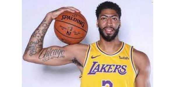 Davis diventa il peggior insider